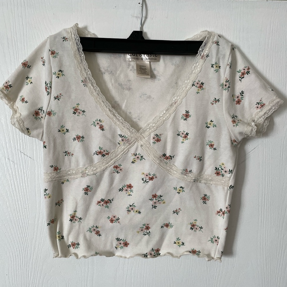 🌻5/$16 🌻Junior top
